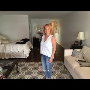 Meet your Posher, Pam